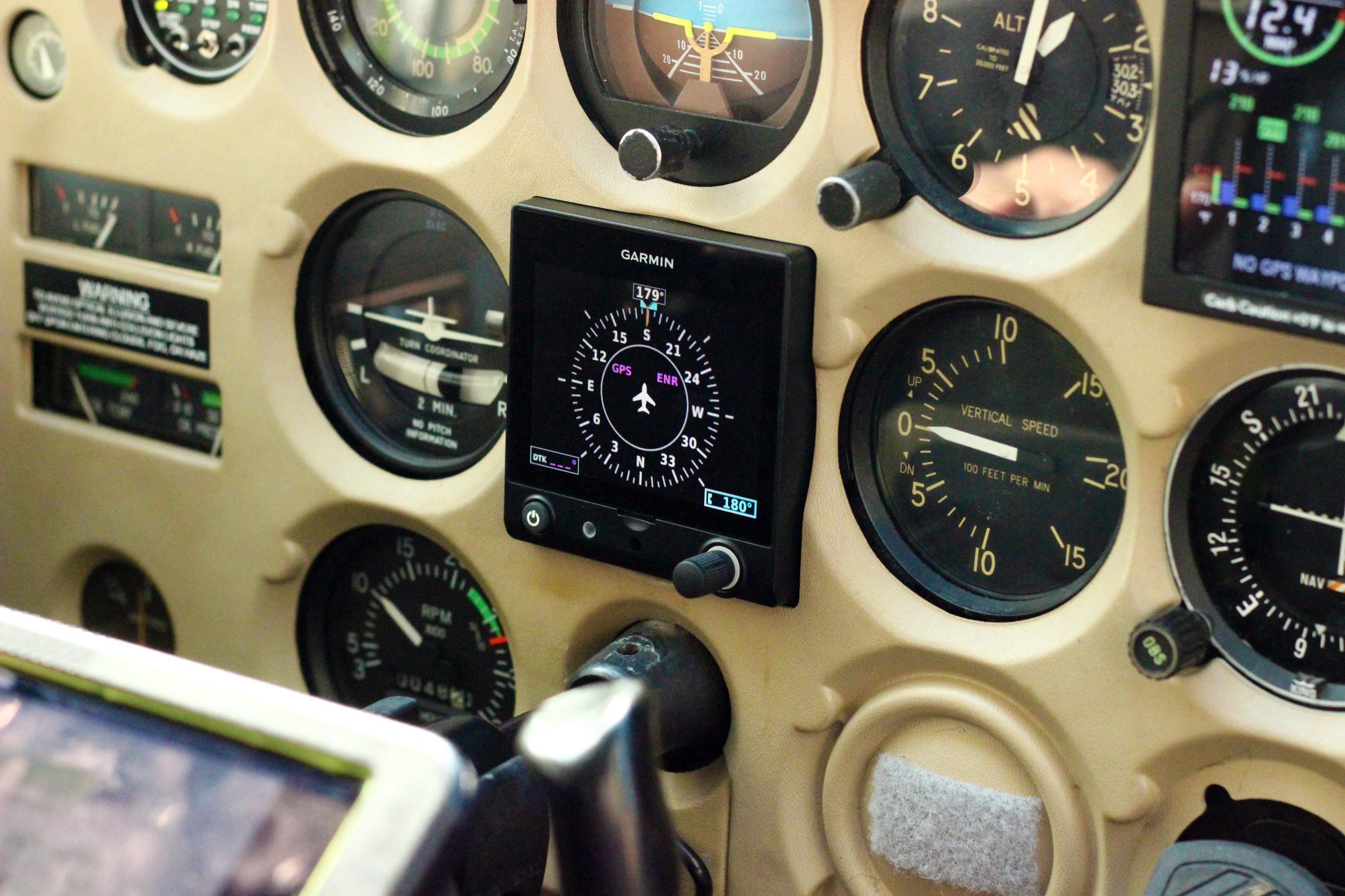 Fall: The Perfect Time to Start Your Flight Training Journey